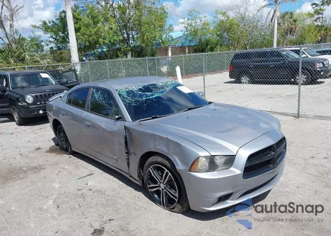 2014 Dodge Charger R/T z USA, uszkodzony, nr VIN 2C3CDXDT4EH319892